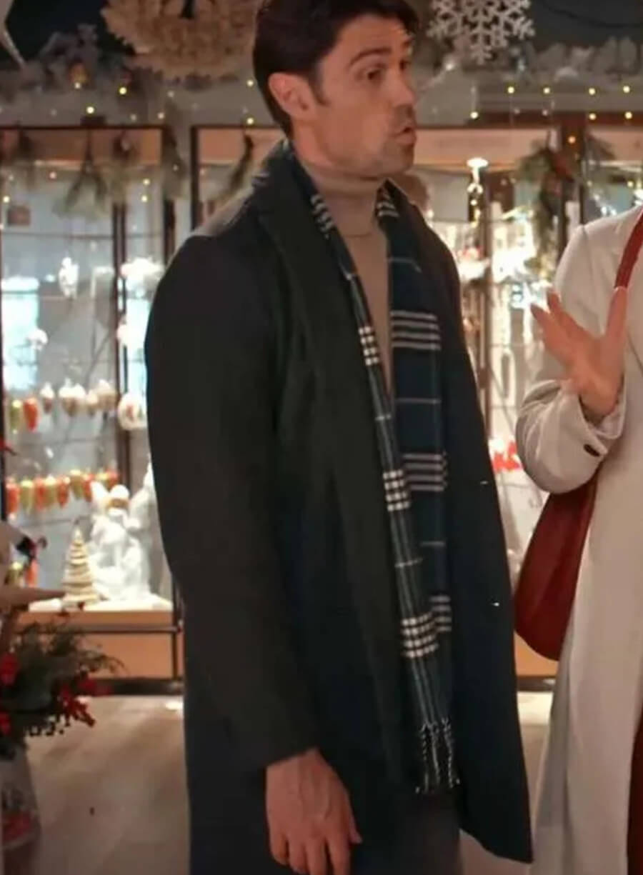Harpoon Evie Lane Inspired Black Coat - The Christmas Charade Style