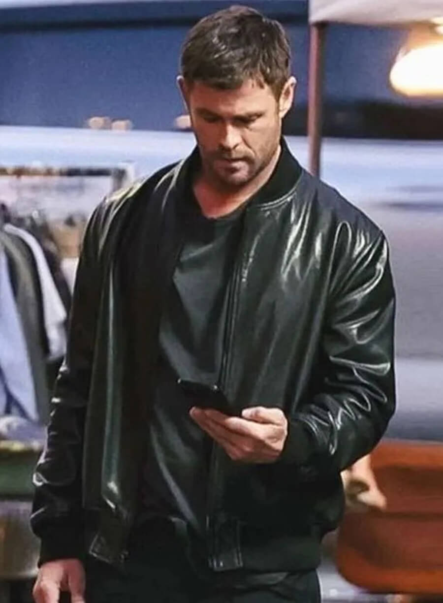 Harpoon Mike Davis Inspired Black Bomber Jacket - Crime 101 Style