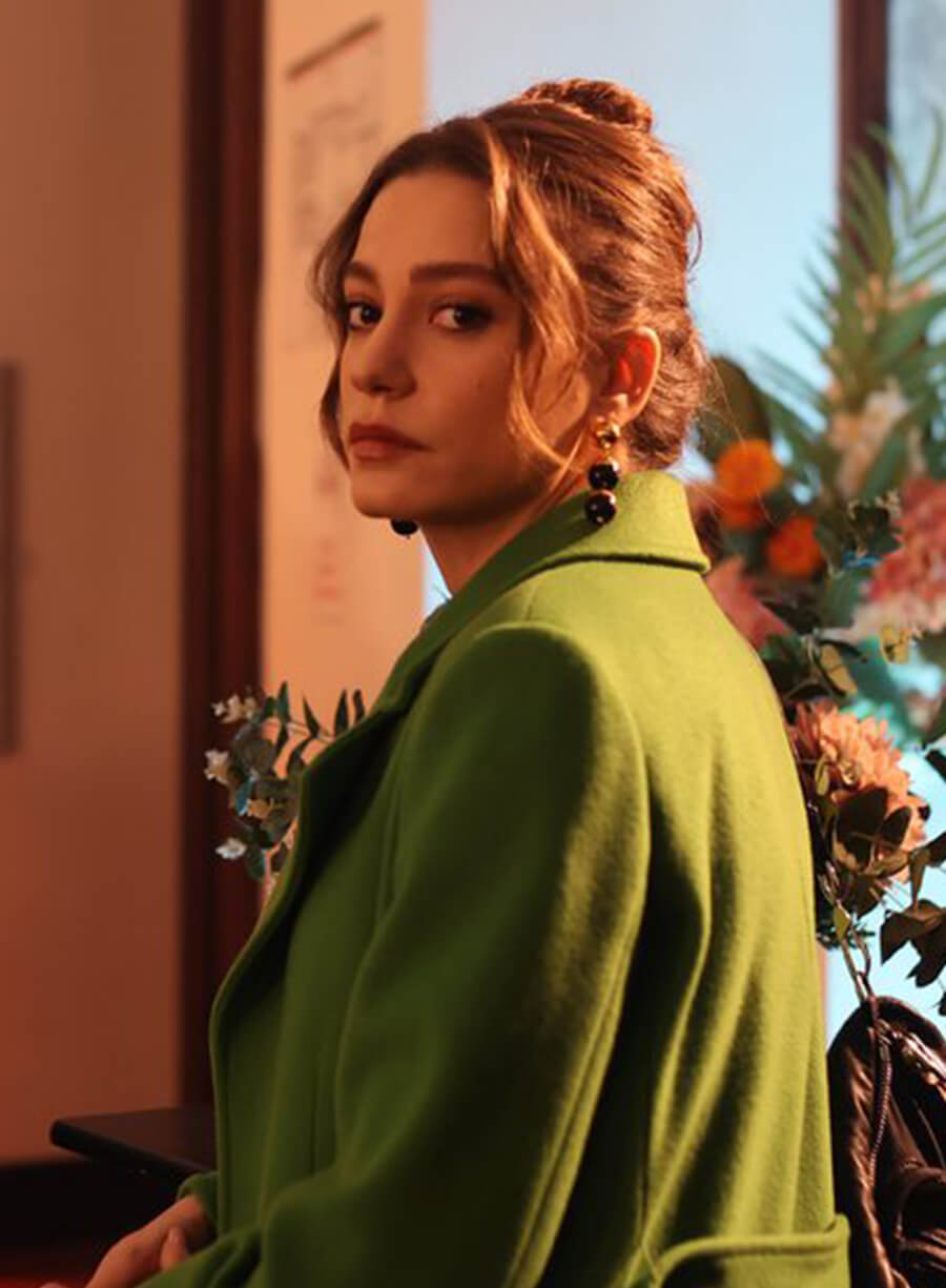 Harpoon Devin Akin Inspired Green Coat - The Family S01 Style