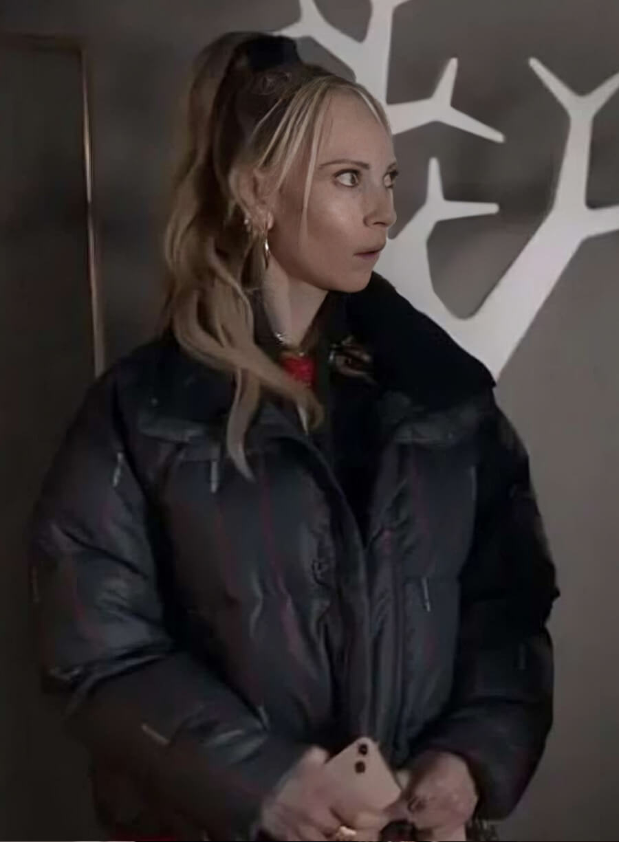 Harpoon Keeley Jones Inspired Black Leather Jacket - Ted Lasso S03 Style