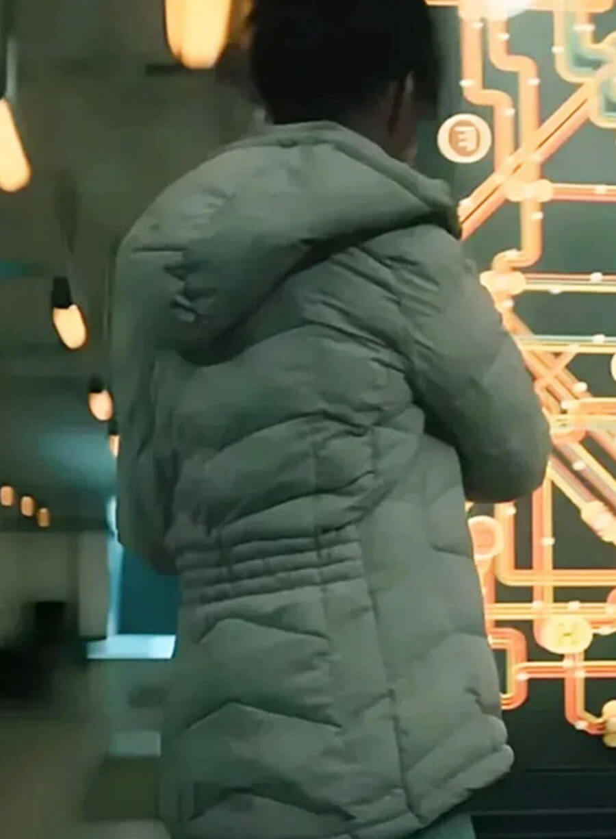 Harpoon Lila Pitts Inspired White Hooded Jacket - The Umbrella Academy Style