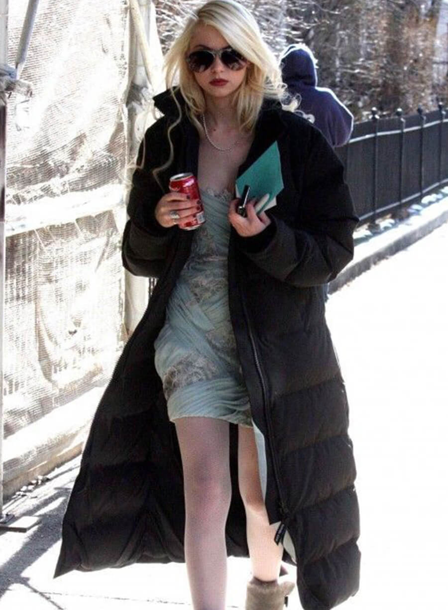 Harpoon Taylor Momsen Puffer Inspired Black Coat