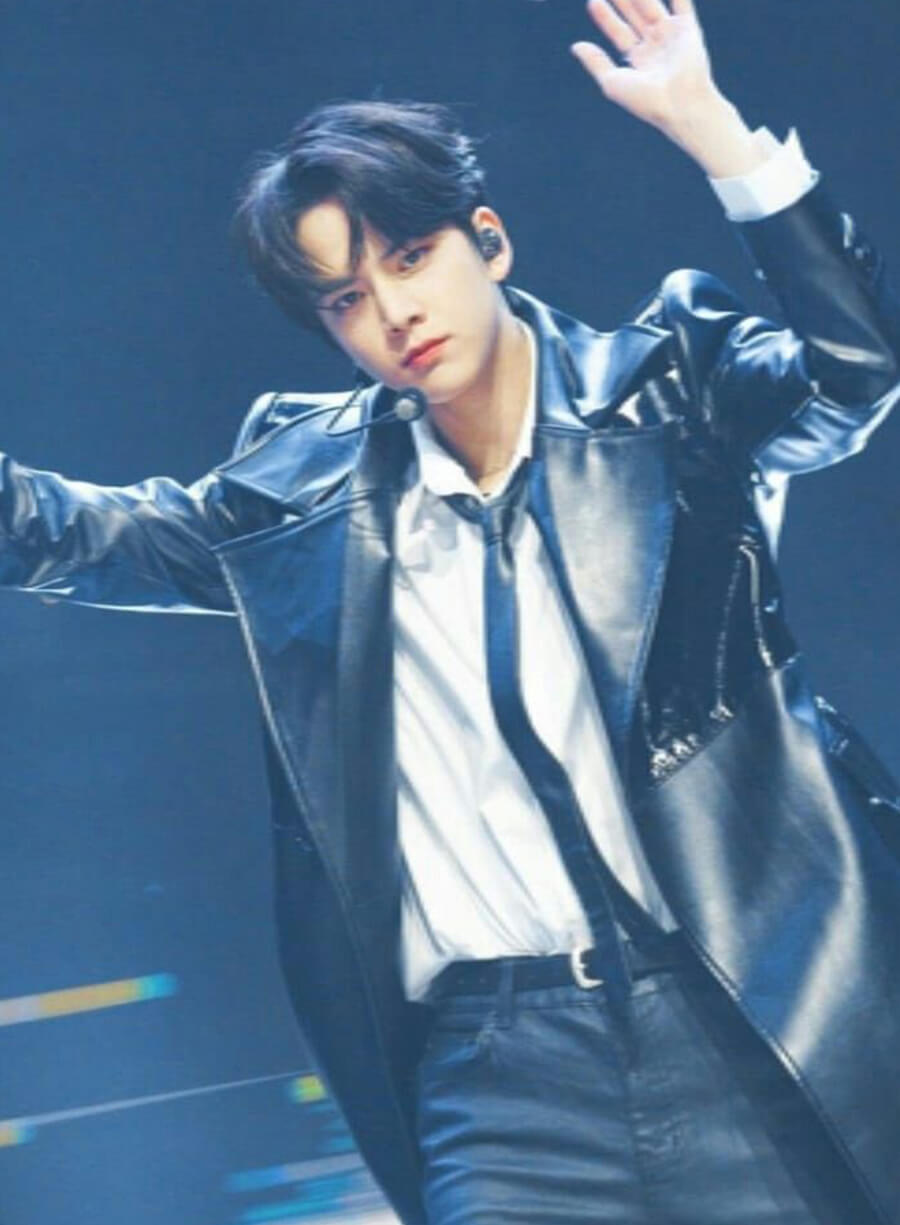 Harpoon Younghoon The Boyz Inspired Black Coat