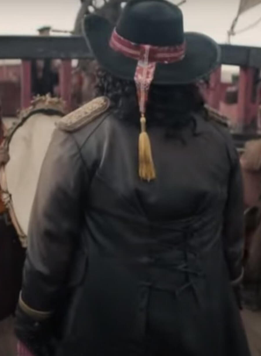 Harpoon Alvida Inspired Brown and Pink Coat - One Piece S01 Style