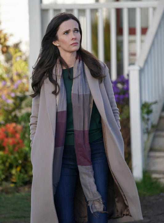 Harpoon Lois Lane Inspired Oatmeal Coat - Superman & Lois Style