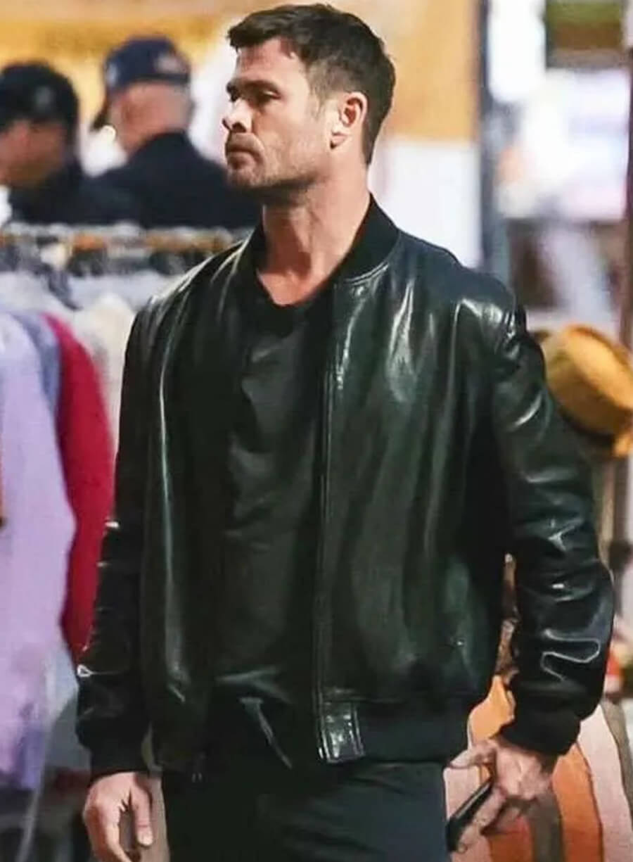 Harpoon Mike Davis Inspired Black Bomber Jacket - Crime 101 Style