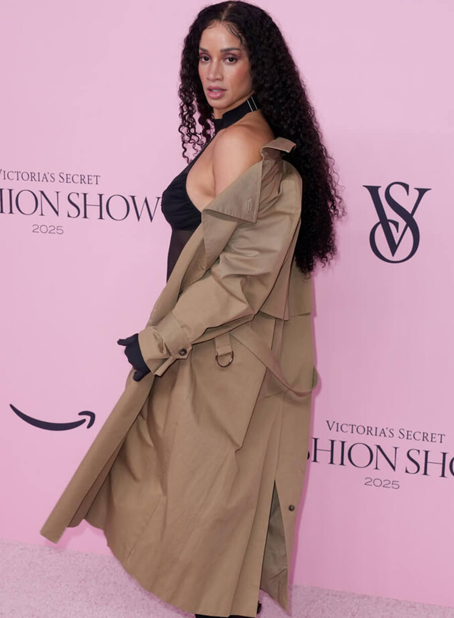 Harpoon Dascha Polanco Inspired Brown Coat - 2025 Victoria's Secret Fashion Show Style