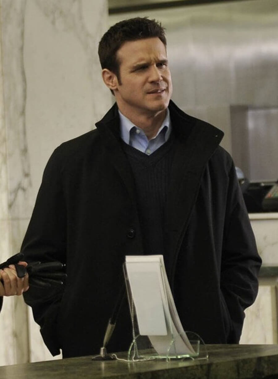 Harpoon Pete Lattimer Inspired Black Coat - Warehouse 13 Style