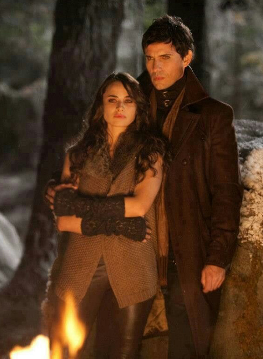 Harpoon Eleazar Inspired Maroon Wool Fabric Coat - The Twilight Saga: Breaking Dawn 2 Style