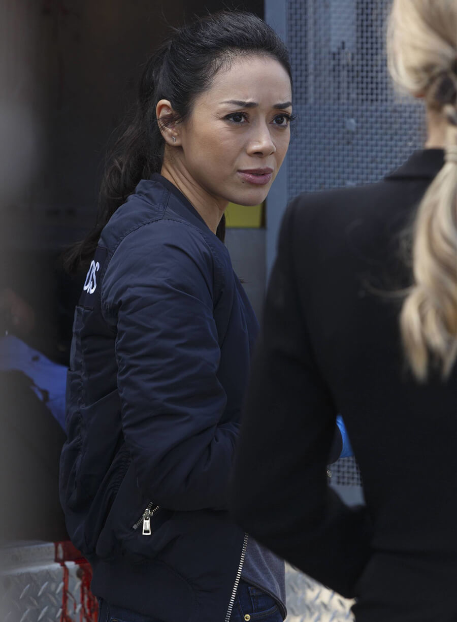 Harpoon Ella Lopez Inspired Blue Leather Jacket - Lucifer S02 Style
