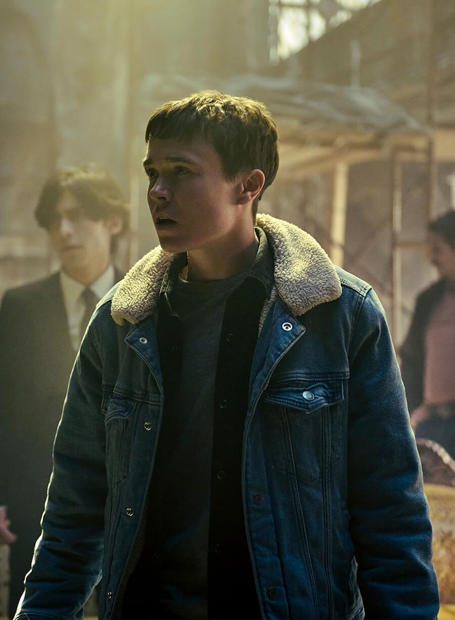 Harpoon Vanya Hargreeves Inspired Blue Leather Jacket - The Umbrella Academy Style