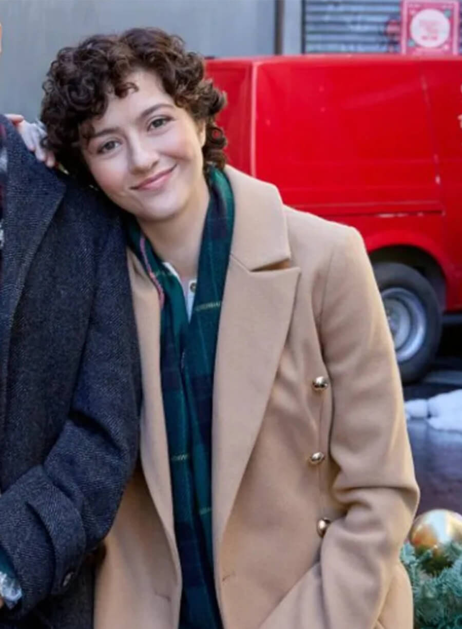 Harpoon Alice Inspired Beige Coat - The 5-year Christmas Party Style