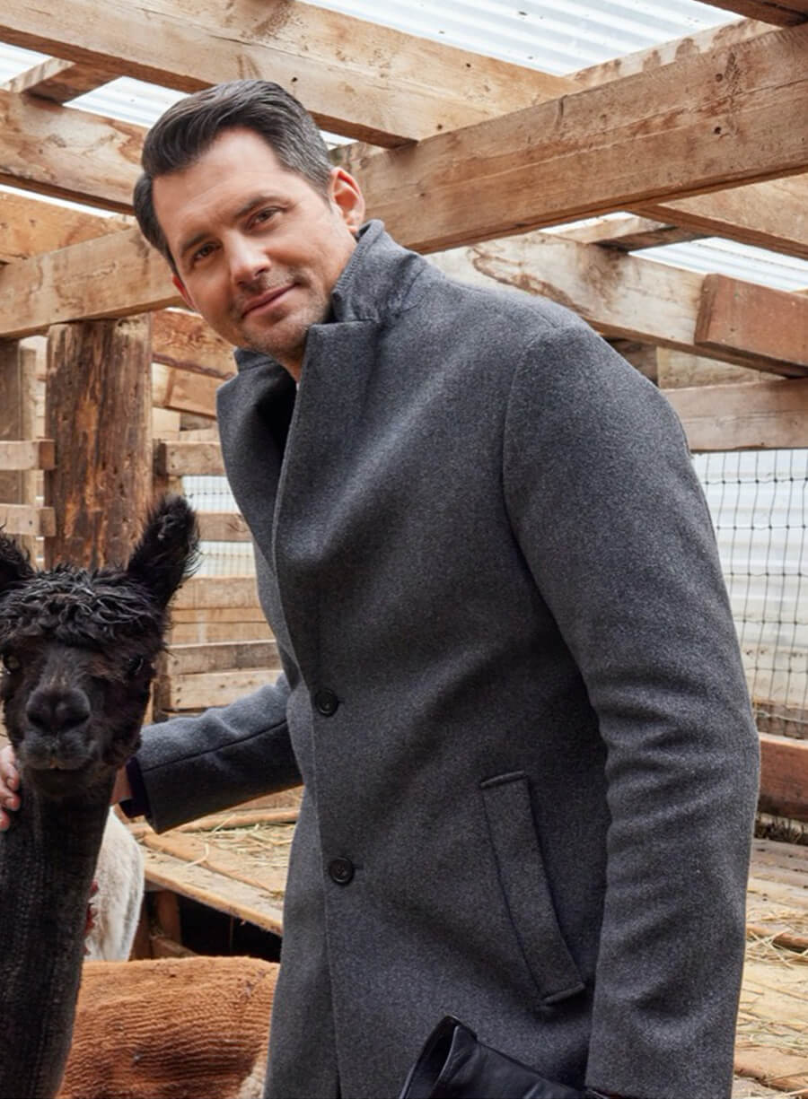 Harpoon Robby Inspired Grey Coat - We Wish You a Married Christmas Style