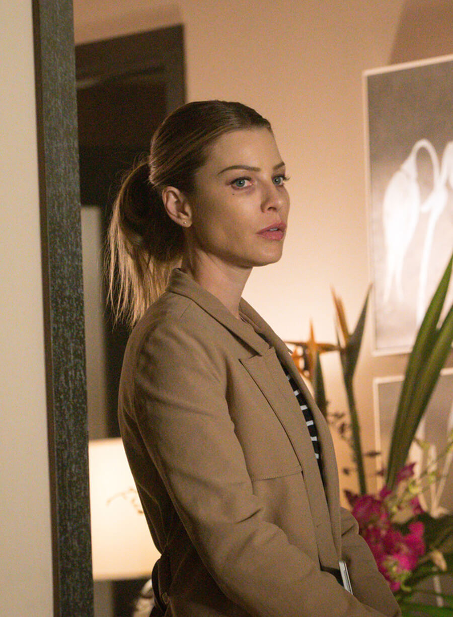 Harpoon Chloe Decker Inspired Beige Coat - Lucifer S01 Style