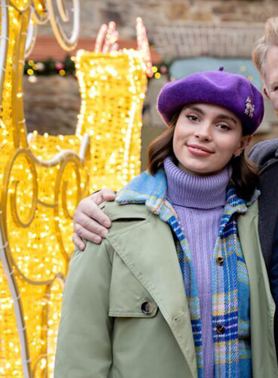 Harpoon Lizzie Bright Inspired Green Coat - Christmas in Notting Hill Style