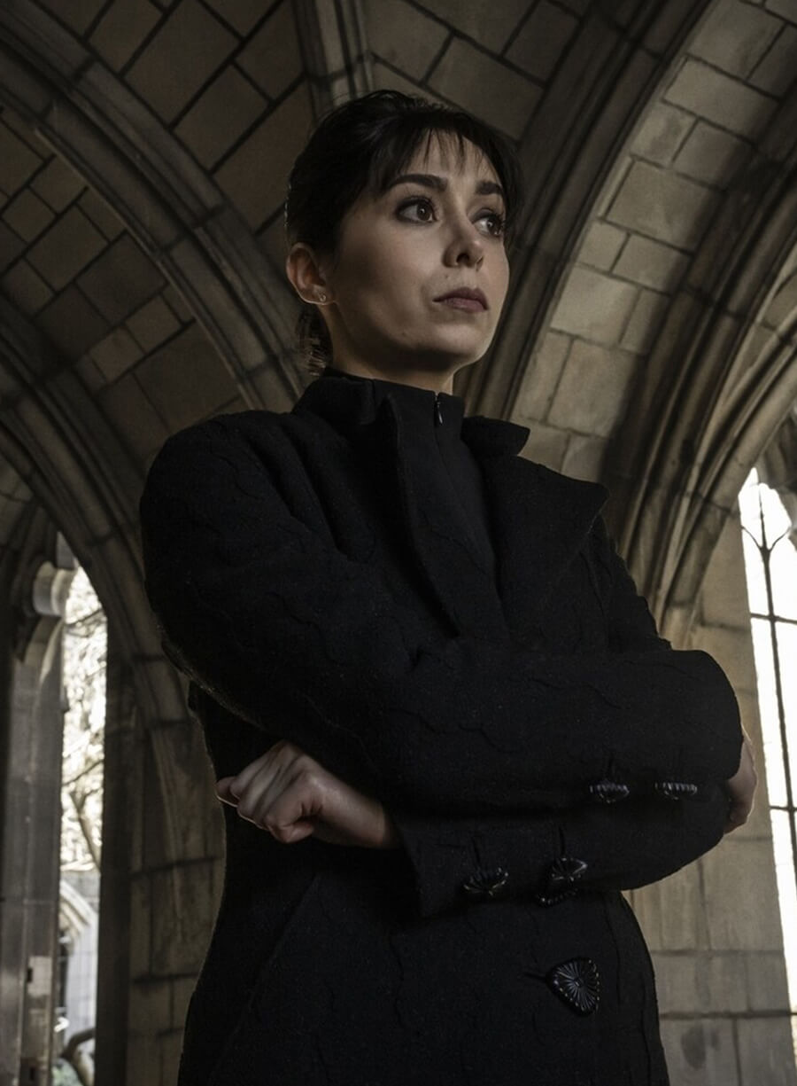 Harpoon Sofia Falcone Inspired Black Wool Fabric Coat - The Penguin 2024 Style