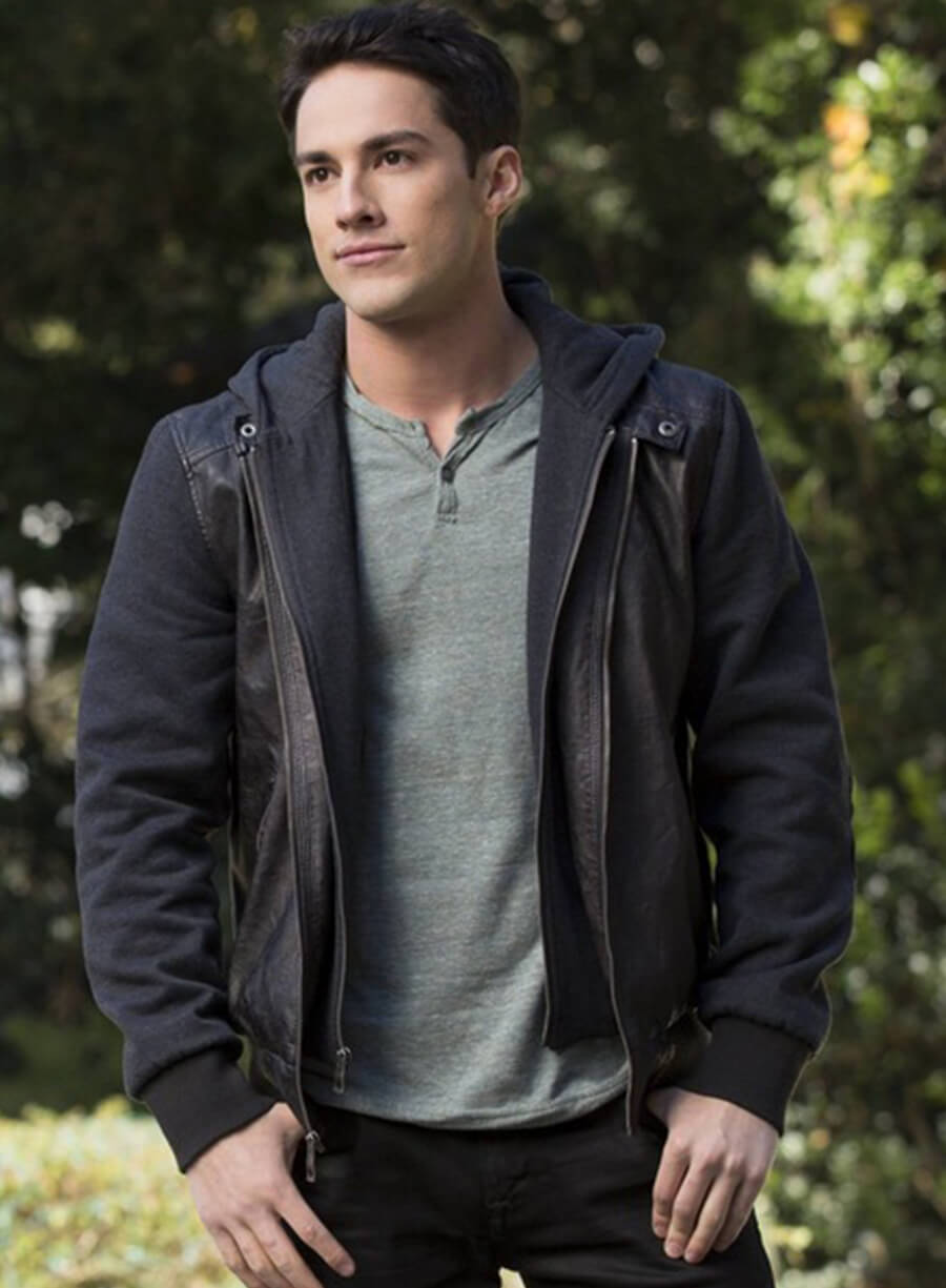 Harpoon Tyler Lockwood Inspired Black Leather Jacket - The Vampire Diaries S05 Style